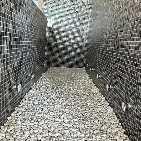 Piso Cruise Experience 아파트 *